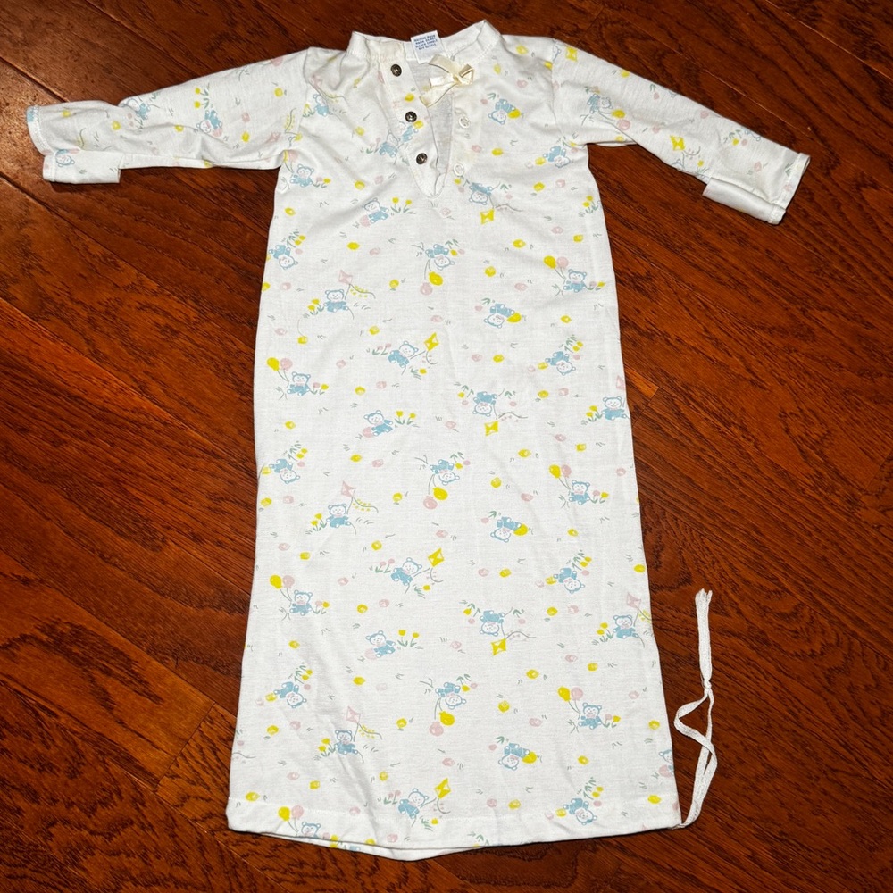 Vintage 1980s Royal Heir Infant Gown Sleeper